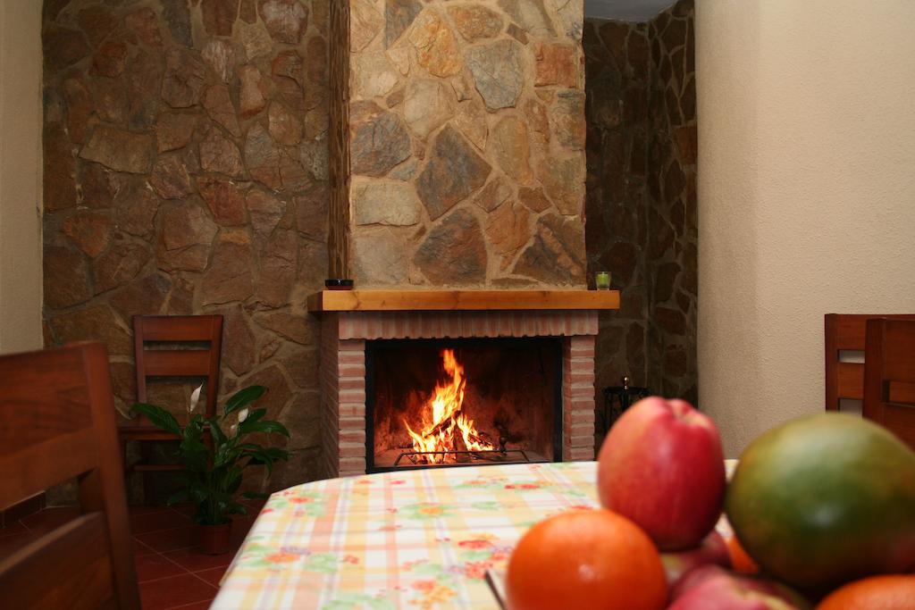 Apartamentos Ribera Del Jucar Alcala del Jucar Quarto foto